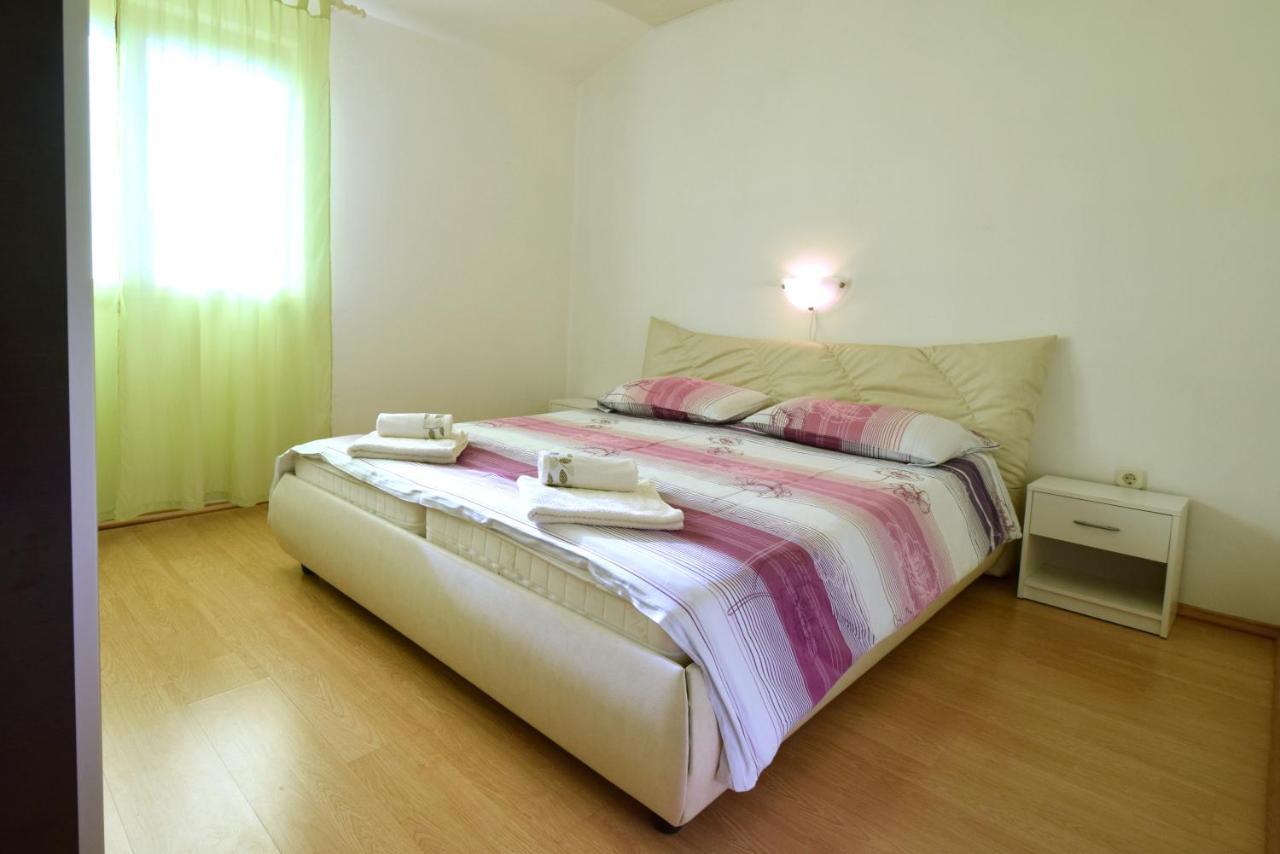 Apartments Marinela 니바이스 외부 사진